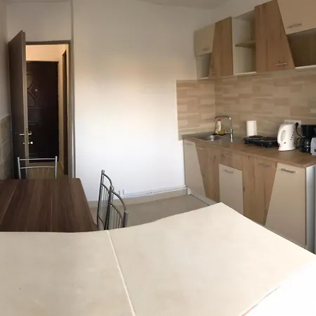 Apartment Happy Studio